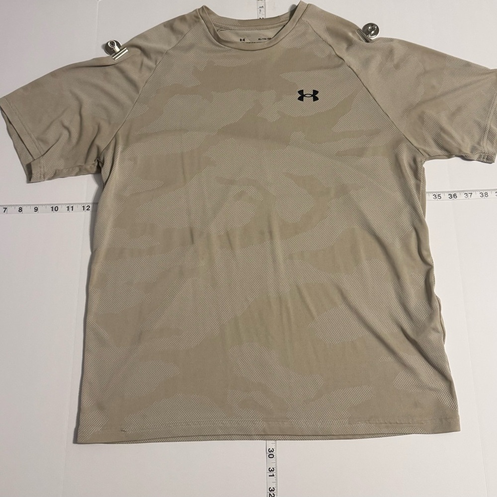 Under Armour Men's Beige Camo Tee